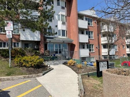 Bell Farm 126-111 | 126 Bell Farm Rd, Barrie
