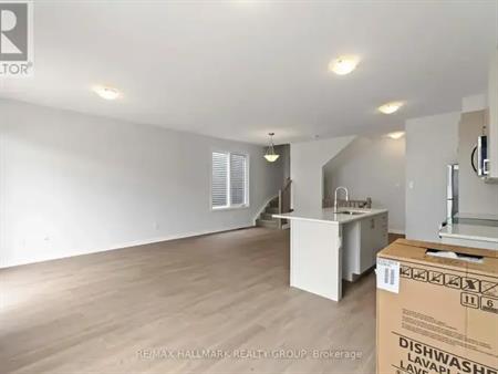 410 SILVERBERRY PRIVATE | 410 SILVERBERRY PRIVATE, Ottawa