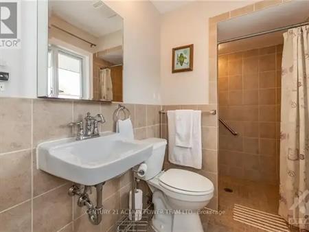 64 BANTING WAY | 64 BANTING WAY, Ottawa