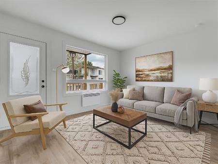 Grand 6 ½ à louer – lumineux et rénové !