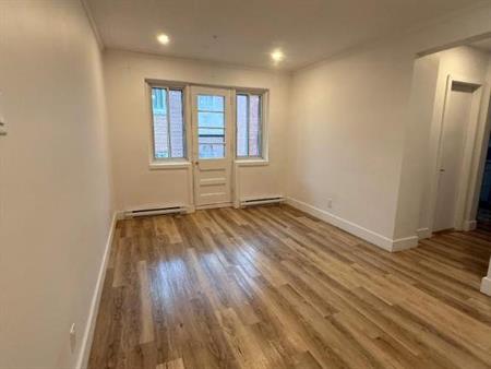 2 CH - 1 SDB - Montréal - $1,995 /mo