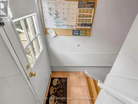 MAIN - 398 KERMAN AVENUE | MAIN - 398 KERMAN AVENUE, Grimsby