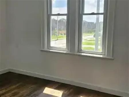 1082 NIAGARA STREET | 1082 NIAGARA STREET, Windsor