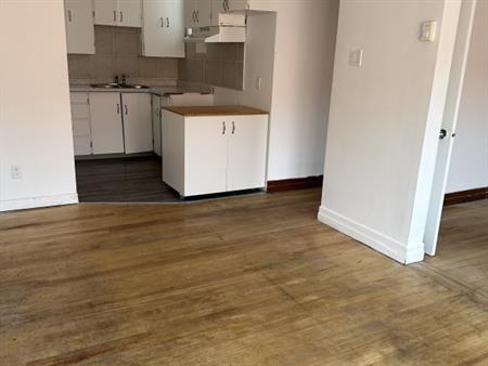 Logement/Loyer/Appartement Grand 4 1/2