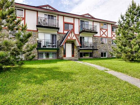 33 Rue Lemieux (Hull) Magnifique 4 1/2