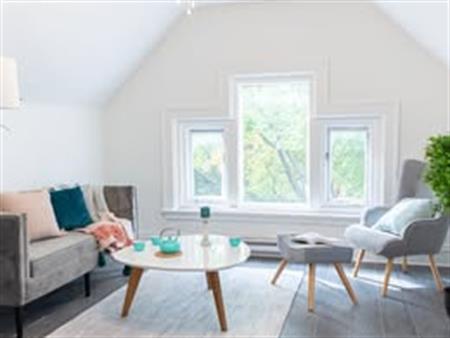 4½ + Bureau Rénové Au Goût Du Jour à Mon