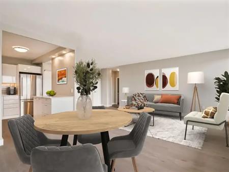 Greenview Suites | 530 The East Mall, Toronto