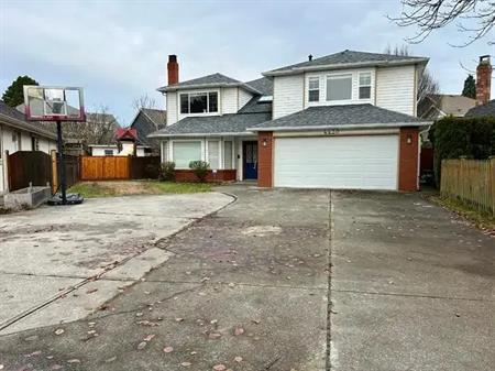 Six Bedroom 3 Full Bathroom House for Rent | 4430 50A Street, Delta