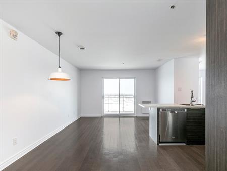 Grand 3½ style loft à deux pas du métro Montmorency – Moderne, lumineux et idéalement situé!