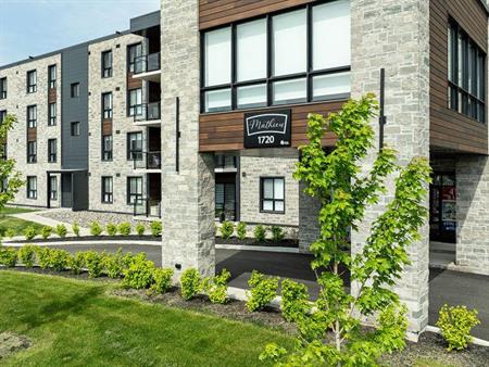 4 1/2 + Lévis centre-ville - tranquille et dernier étage