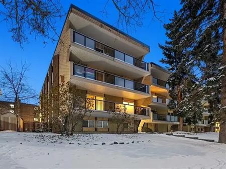 All Utilities Included | Cat Friendly | No Pet Fee | In-Suite Laundry | Parking | 212 - 617 56 Avenue Southwest, Calgary