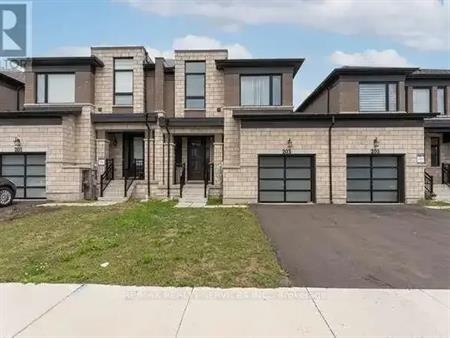 203 HUNTINGFORD TRAIL | 203 HUNTINGFORD TRAIL, Woodstock