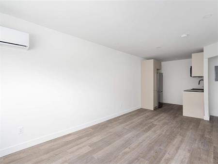 1 CH - 1 SDB - Montréal - $1,345 /mo
