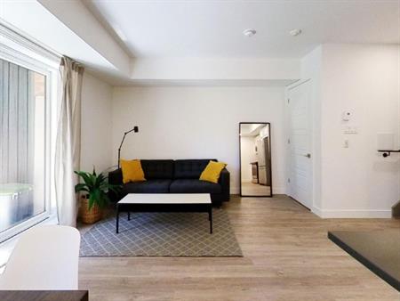 Appartement 2 Chambres Et 1 Toilette