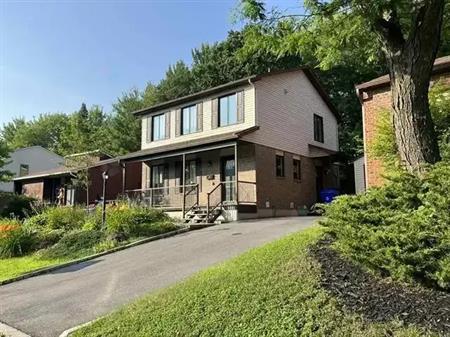 22 Rue Poullart | 22 Rue Poullart, Gatineau