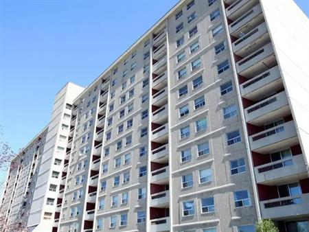 700 Horizon | 700 Horizon Drive, London