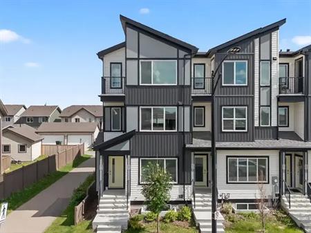 2-3 Bed Townhomes in Paisley | Price Way/Price Lane/ Price Link, Edmonton