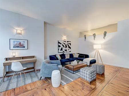 Magnifique APT De 1200 Sqft Meublé !