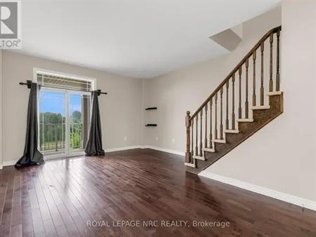 22 - 8 HEMLOCK WAY | 22 - 8 HEMLOCK WAY, Grimsby