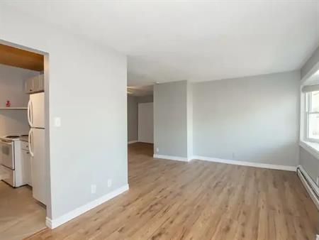 98 Wright Street - 3 | 98 Wright Street -, Welland