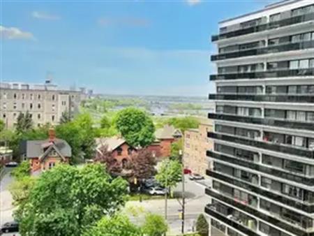 Bronson Place | 440 Gloucester, Ottawa