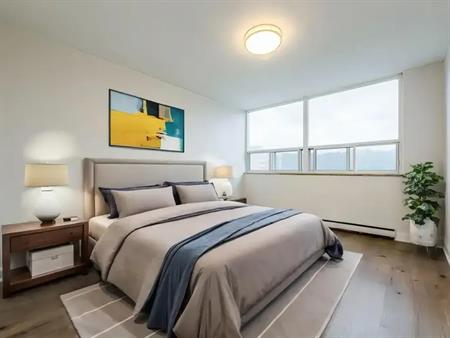 Concord Apartments | 187 Park Street South, Hamilton