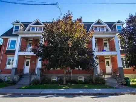 344 Somerset - Unit B | 344 Somerset Street E, Ottawa