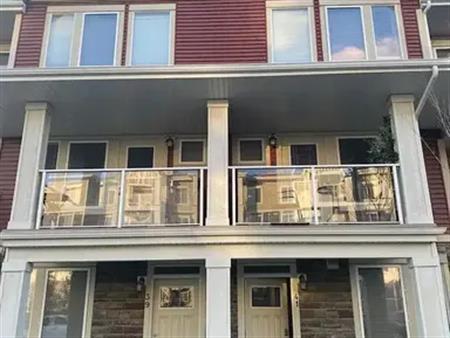 Beautiful Townhouse located in Auburn Bay, 2 bedrooms,2.5baths&garage | 41 Auburn Meadows Way SE, Calgary