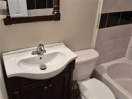 211 KENNETH AVENUE | 211 KENNETH AVENUE, Barrie