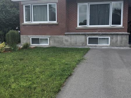Appartement 5 ½ - Hull/Gatineau Près Ott