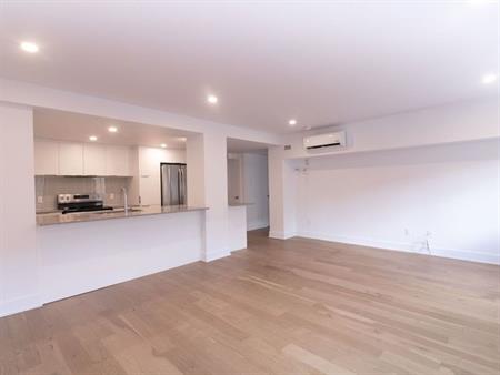 37 Roosevelt | 37 Roosevelt, Mont-Royal