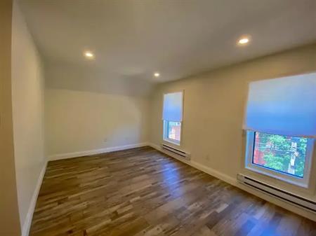 C- 21 Locke Street South | 21 Locke Street South, Hamilton