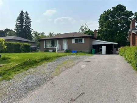 Lower- 542 Hillside Street | 542 Hillside Street, Peterborough