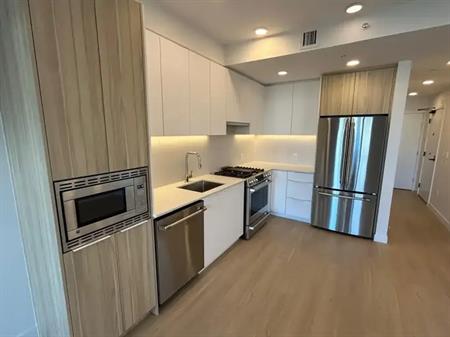 #324 - 2450 Garden Drive, Vancouver, BC | 2450 Garden Drive, Vancouver
