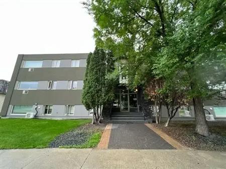 100 Killarney Avenue | 100 Killarney Avenue, Winnipeg