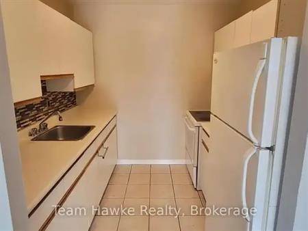 2 - 349 KING STREET | 2 - 349 KING STREET, Midland