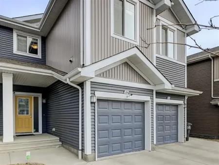 Shiny Contemporary 2 Bedroom + Bonus Room + Finished Basement Townhouse | 44 - 6004 Rosenthal Way, Edmonton