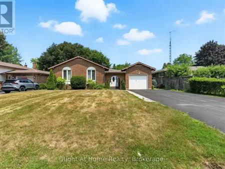 127 FLYNN STREET | 127 FLYNN STREET, Niagara-on-the-Lake