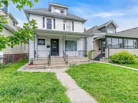 932 HALL AVENUE Unit# MAIN LEVEL | 932 HALL AVENUE Unit# MAIN LEVEL, Windsor
