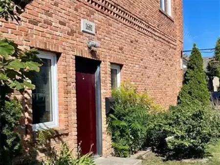 1679 DROUILLARD Unit# UPPER | 1679 DROUILLARD Unit# UPPER, Windsor