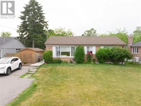 38 HILEY AVENUE | 38 HILEY AVENUE, Ajax