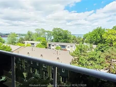 3905 RIVERSIDE DRIVE East Unit# 609 | 3905 RIVERSIDE DRIVE East Unit# 609, Windsor