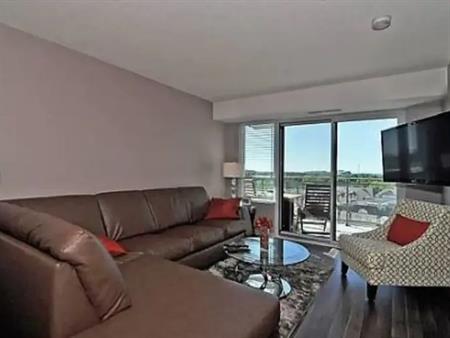 San Francisco By The Bay Suite!! | 1235 Bayly Street, Pickering