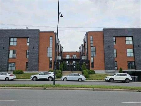 Condo spacieux à louer