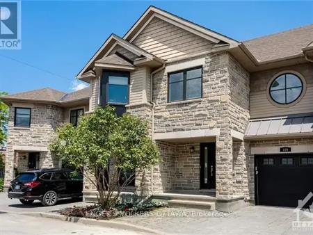 105 MONTAUK PVT | 105 MONTAUK PVT, Ottawa