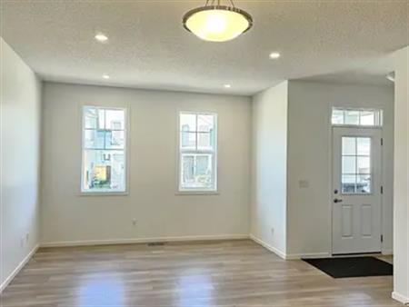Newly built 3 bedroom and a den half Duplex for rent. (Main Floor unit) | 19A Ave NW, Edmonton