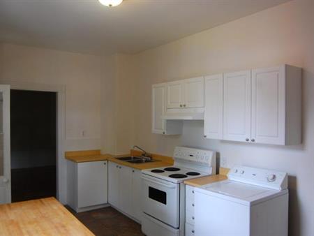 6 1/2 - Montréal (Pointe-Saint-Charles) - 2 550 $/mois