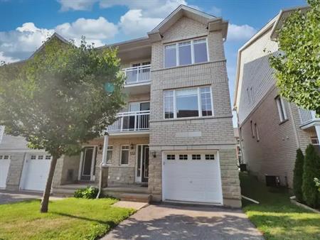 133 Corinth Private | 133 Corinth Private, Ottawa
