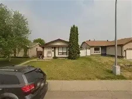 Crawford Plains | 1112 36 Street Northwest, Edmonton