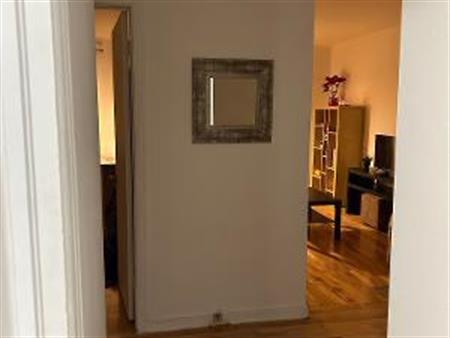 4 1/2 Metro St Michel- 2 CH